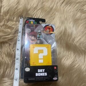 Jakks Pacific Nintentdo Super Mario Bros Movie -Dry Bones Figure Question Box